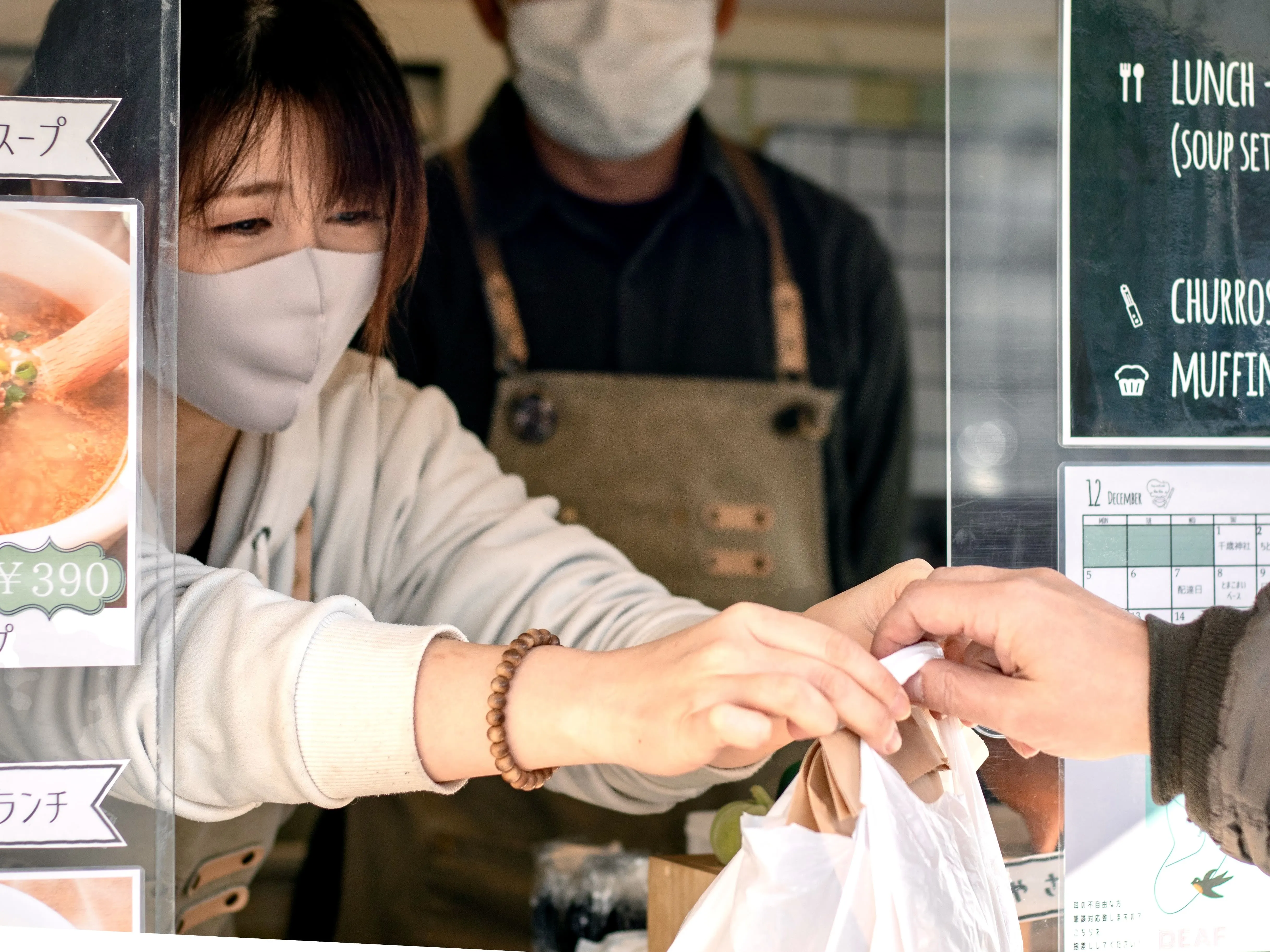 お腹も心もあたたまるスープ！スープ専門キッチンカーしるしる｜ポップアップストアキッチンカー出店（苫小牧市）| Domingo -ドミンゴ-
