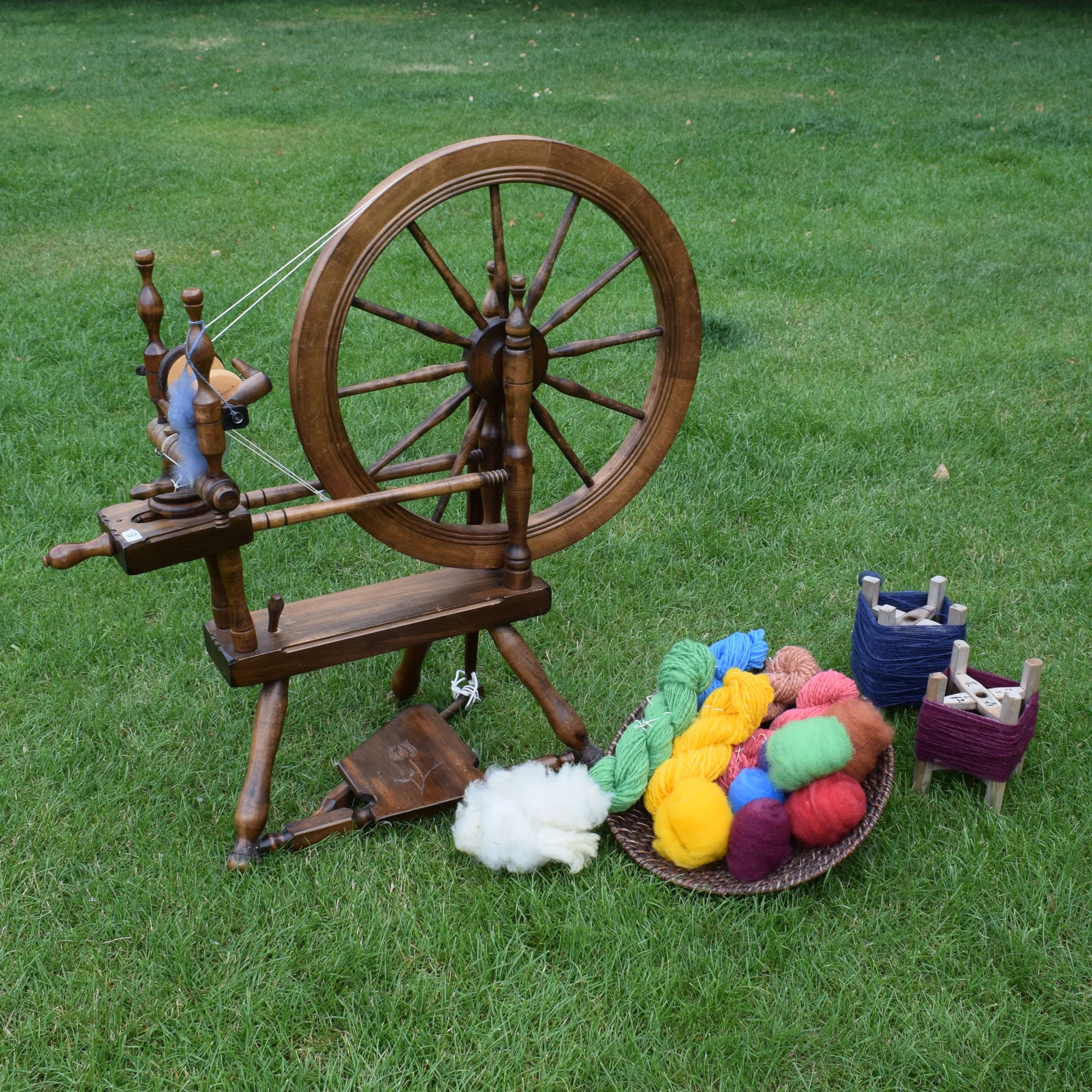 [Ecorin Village x Art Forest] Dye Hokkaido wool and make mats - from observing shearing to making mats - (6-day course)（Sapporo City）| Domingo