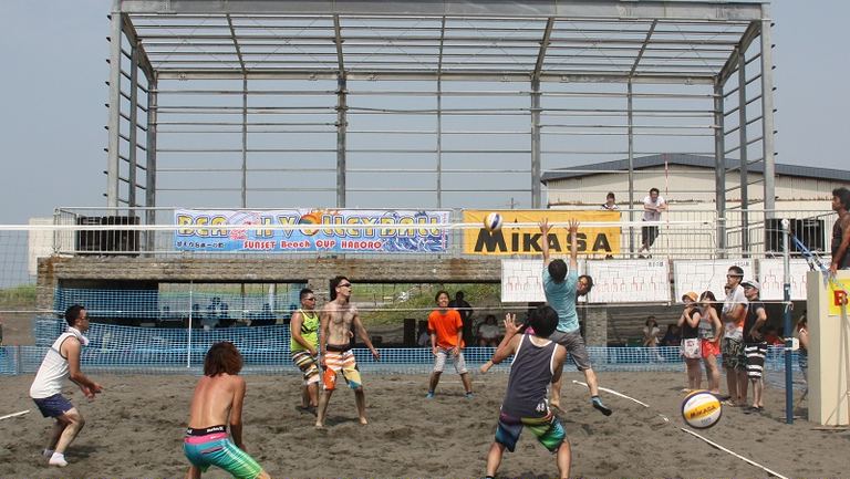 サンセットビーチCUPビーチバレー大会｜北海道の「今」をお届け Domingo -ドミンゴ-