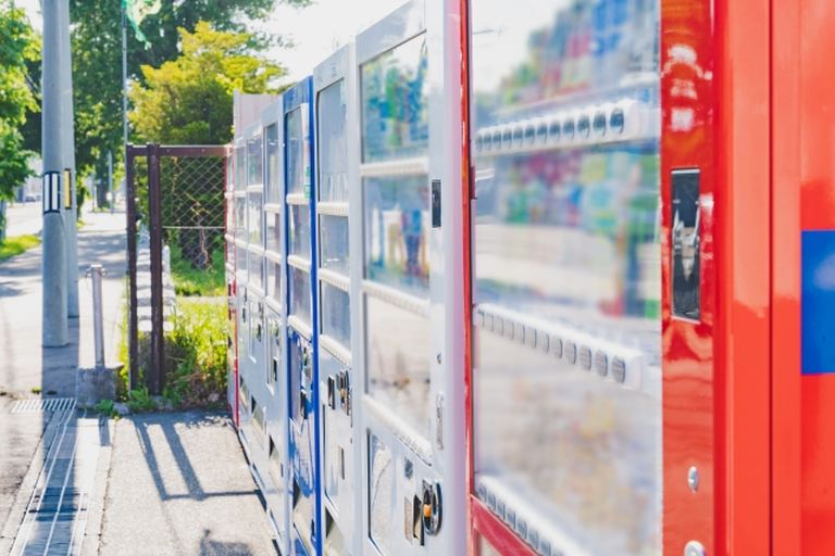 そんなものが買えるなんて!?北海道の「珍」自動販売機4選!|Domingo