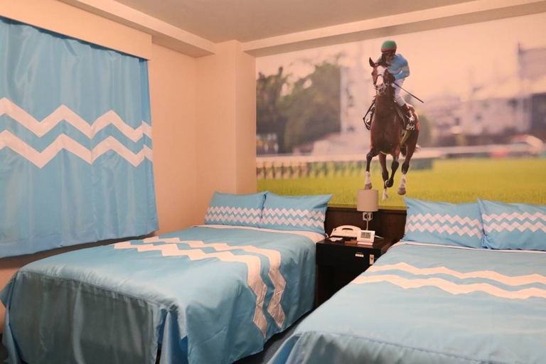 「ウマ娘割」で話題のホテルがつくった部屋が競馬愛に溢れている|Domingo