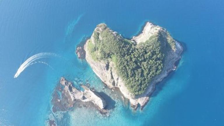 積丹ブルーに囲まれた伝説の残る島。「ハートアイランド（積丹町）」など 【北海道ミライノート （76）】｜Domingo