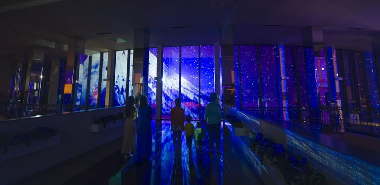 プロジェクションマッピングKAMORI WONDER LIGHTS - 生命の大地..北海道 -|北海道の「今」をお届け Domingo -ドミンゴ-