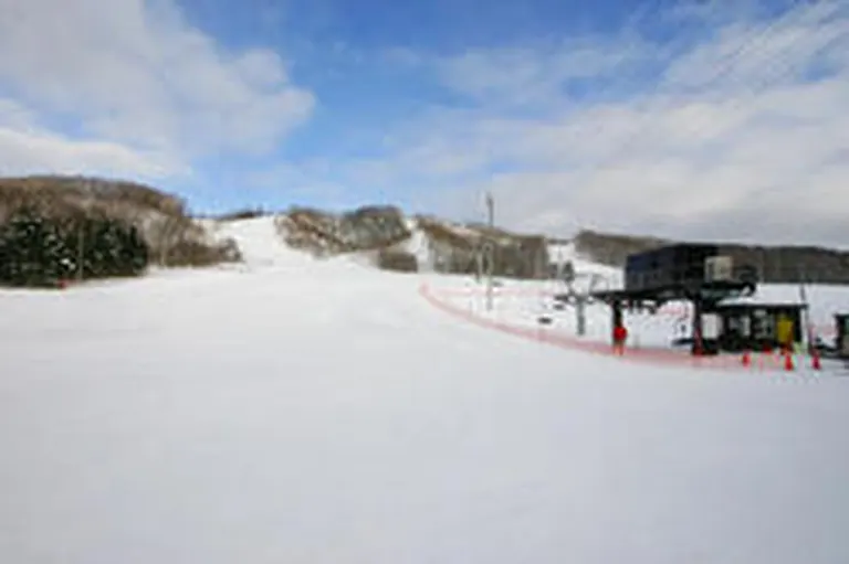 羽幌町民スキー場「びゅー」｜北海道の「今」をお届け Domingo -ドミンゴ-