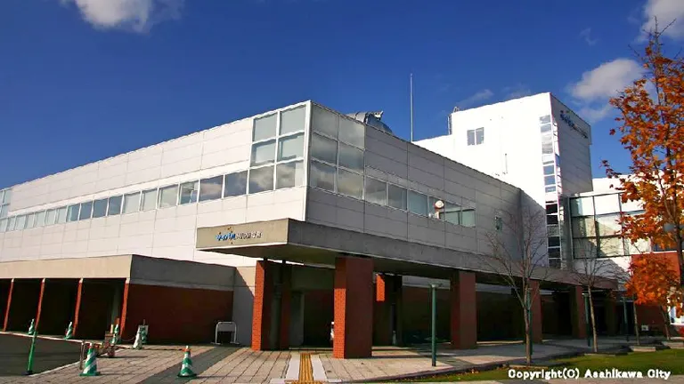 [旭川市科学館サイパル]地学体験学習 バスツアー｢神居古潭と石狩川からひもとく『あさひかわ』｣（旭川市）| Domingo -ドミンゴ-