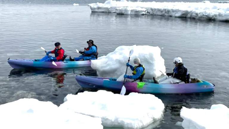 流氷カヤック体験｜北海道の「今」をお届け Domingo -ドミンゴ-