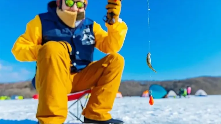 ポロト湖 ワカサギ釣り｜北海道の「今」をお届け Domingo -ドミンゴ-