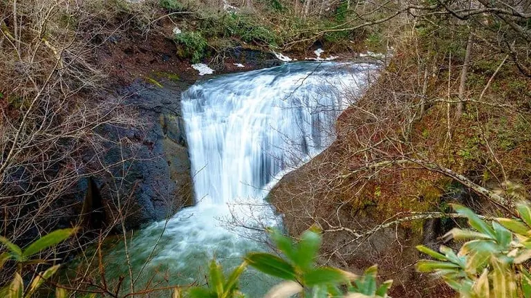 Drive to Eniwa Valley, where you can enjoy three unique waterfalls!｜Domingo