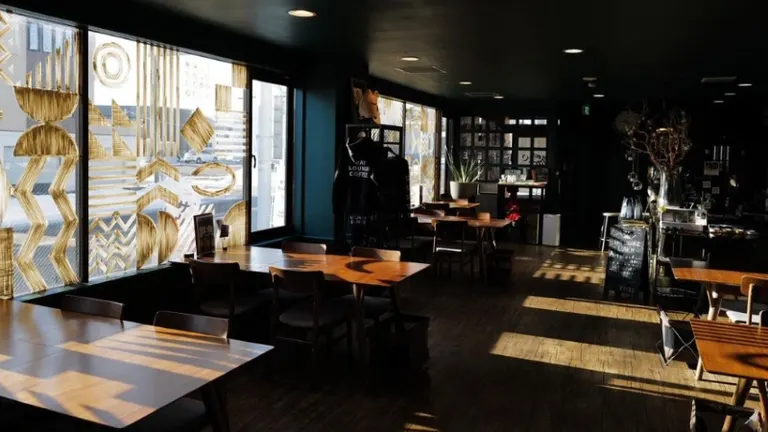 サーファーご用達！海鮮ランチが美味しすぎる十勝広尾・海の町のカフェ「Bay lounge coffee」｜Domingo