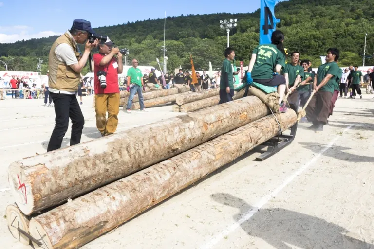 おけと夏まつり 人間ばん馬大会