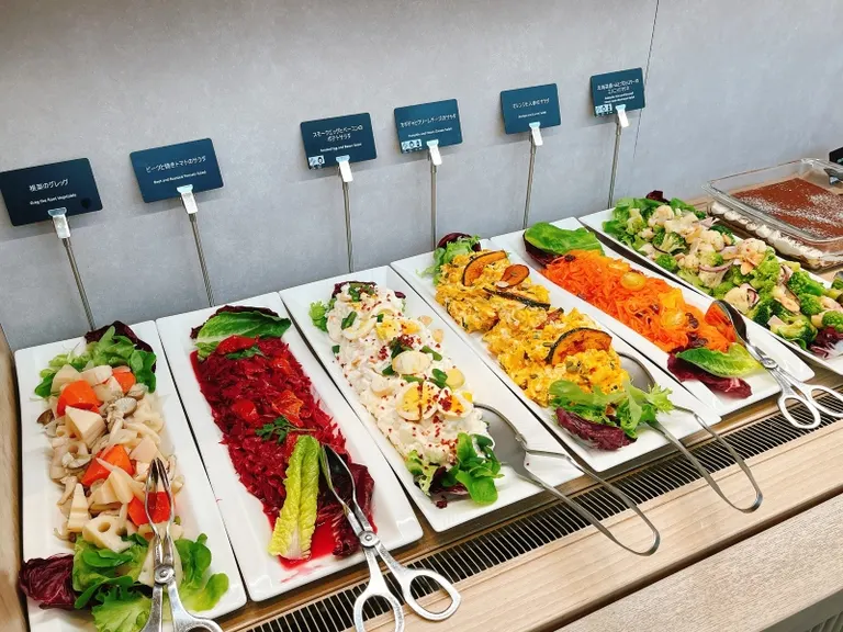 All Day Dining Grandeur 熟食风沙拉