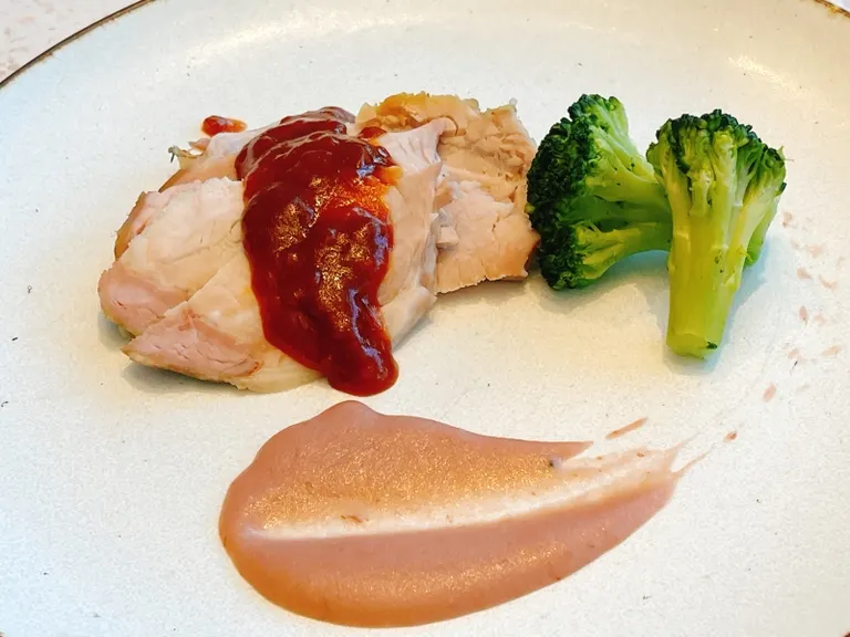 All Day Dining Grandeur 带骨北海道产猪肉烤肉