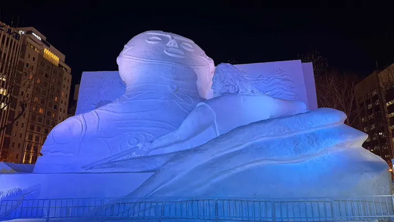 札幌冰雪节巨型雪雕