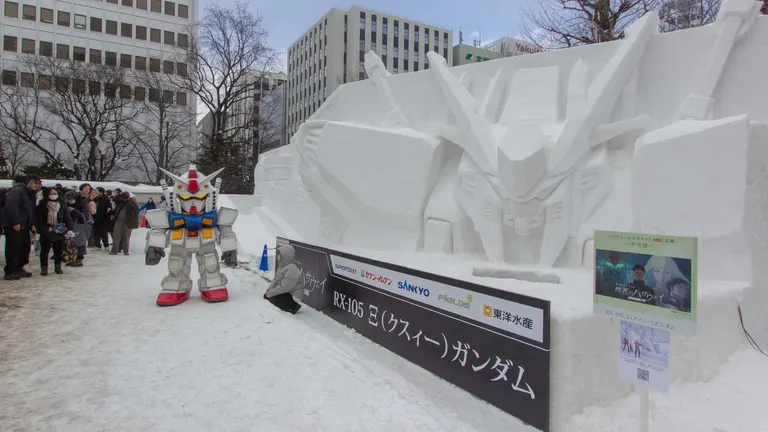 《闪光的哈萨维 喀耳刻的女巫》合作雪雕