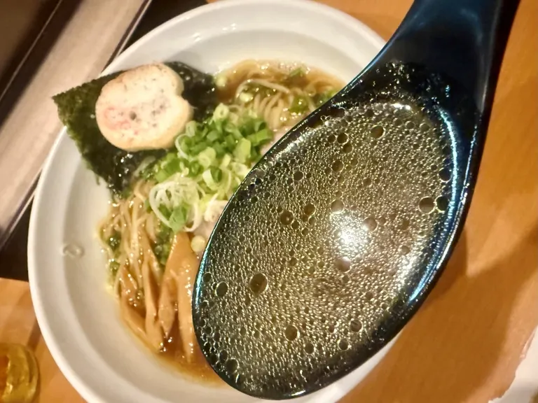 麵屋 Suzuran 雞高湯醬油拉麵