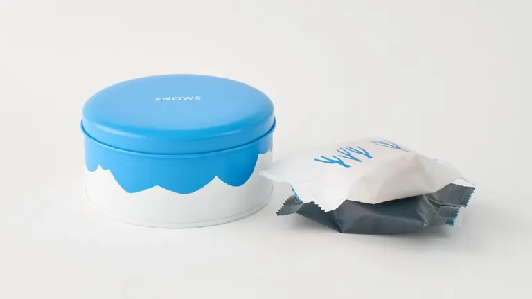 スノーサンド白と黒2個入 期間限定缶