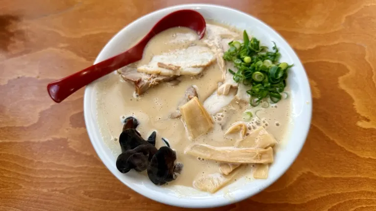 札幌豚骨ラーメン 常