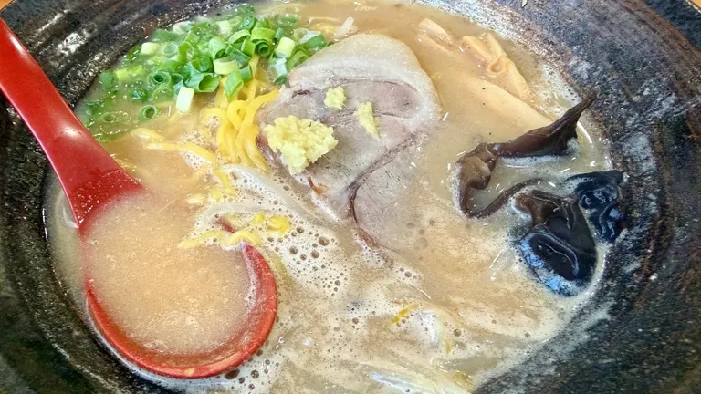 札幌豚骨ラーメン 常