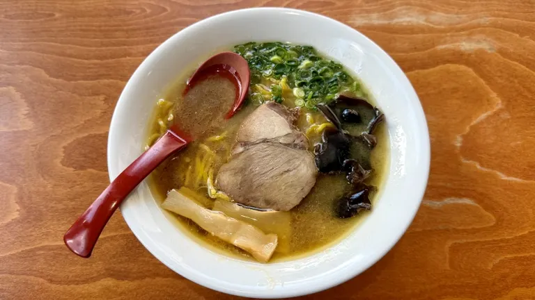 札幌豚骨ラーメン 常