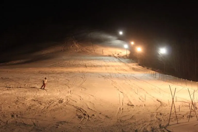 寿都町民スキー場｜北海道の「今」をお届け Domingo -ドミンゴ-