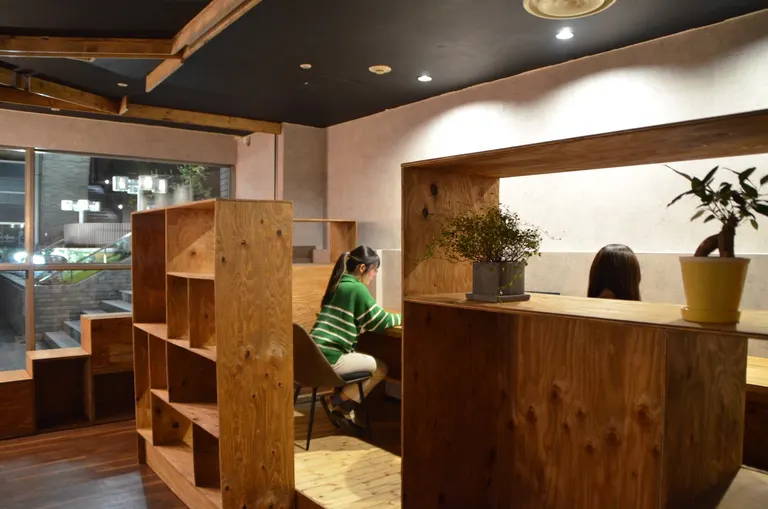 スポットタイトル