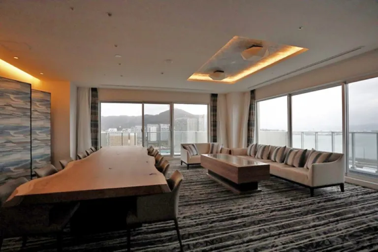 スポットタイトル