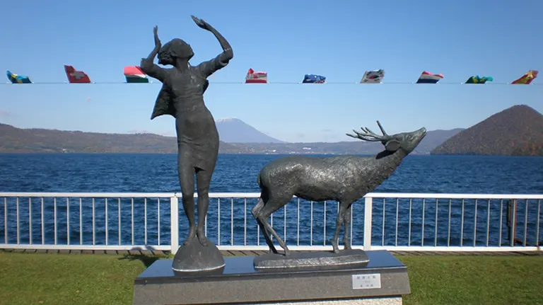 とうや湖ぐるっと彫刻公園（洞爺湖町）| Domingo -ドミンゴ-