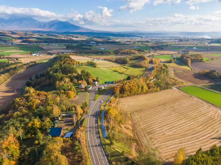 A Scenic Drive on the Daisetsu-Furano Route [Scenic Byway Hokkaido