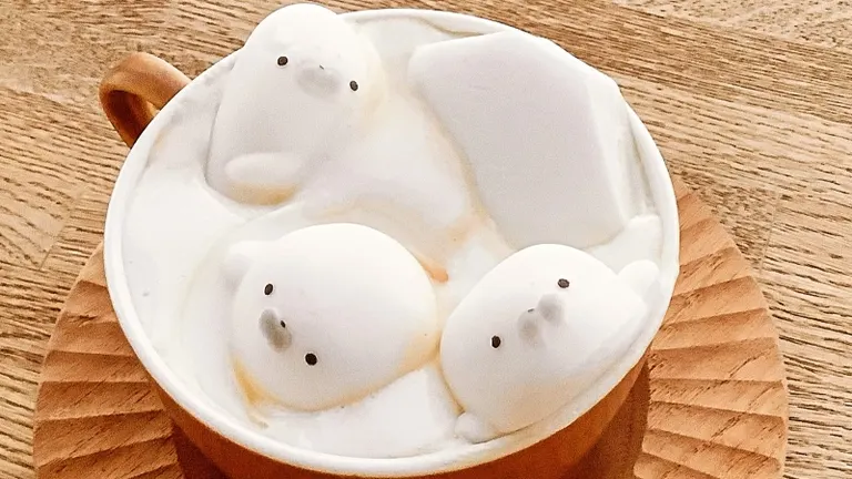 コーヒーカップに浮かぶアザラシたちがかわいすぎる！流氷が接岸する