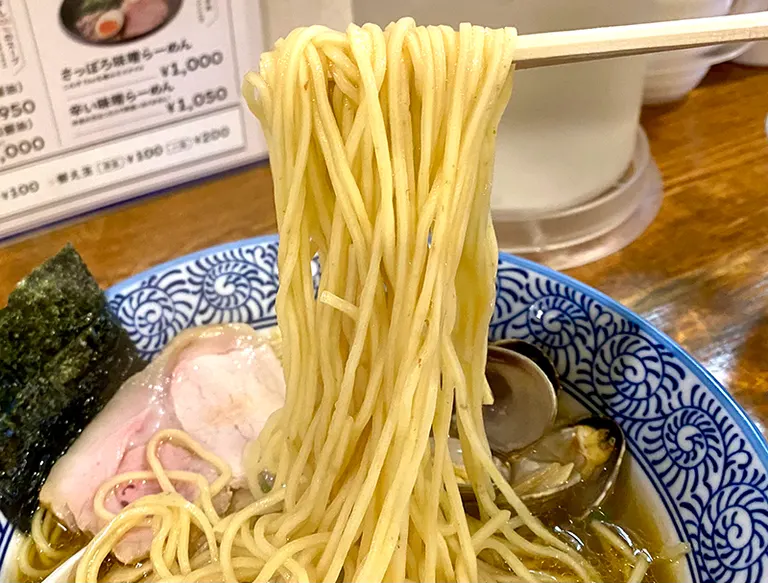 札幌『麺屋 169』の絶品「芳醇醤油そば」 黒トリュフ＆黒発酵にんにく