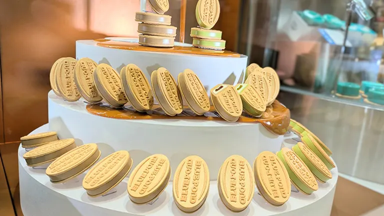 北海道の青の絶景をイメージした「BLUE POND（ブルーポンド）」大丸